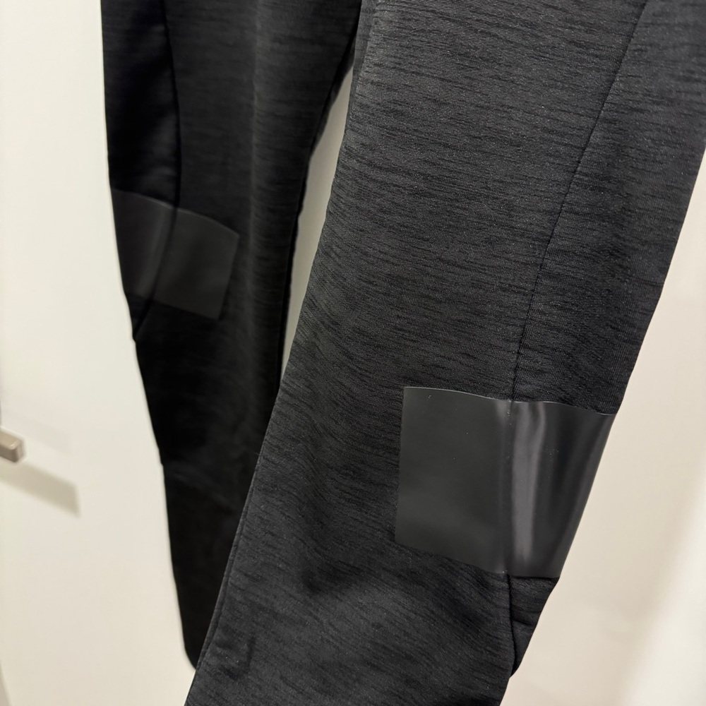 Adidas black yoga pants - Picture 3 of 5
